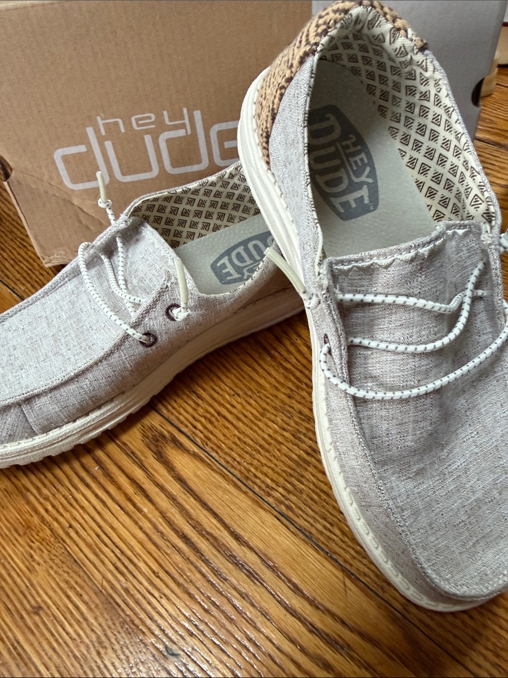 Hey Dude Wendy Chambray Woven Java women’s shoes. Size 8. Like new with box.